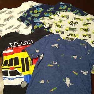 TAKE 50% OFF! Bundle of FIVE 5T T-shirts